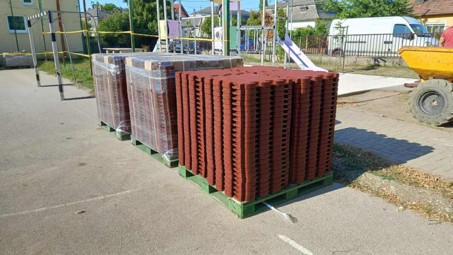 Esésvédő préselt gumiburkolat telepítése