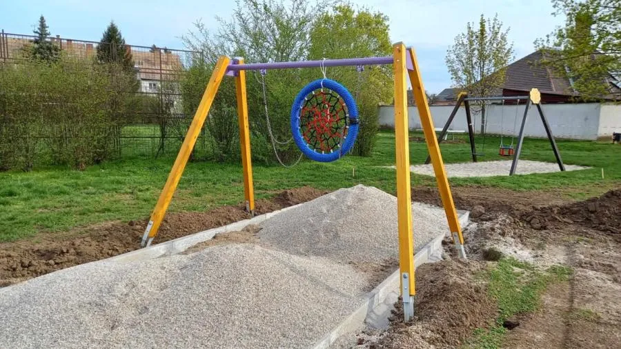 Esésvédő kavicsburkolatok