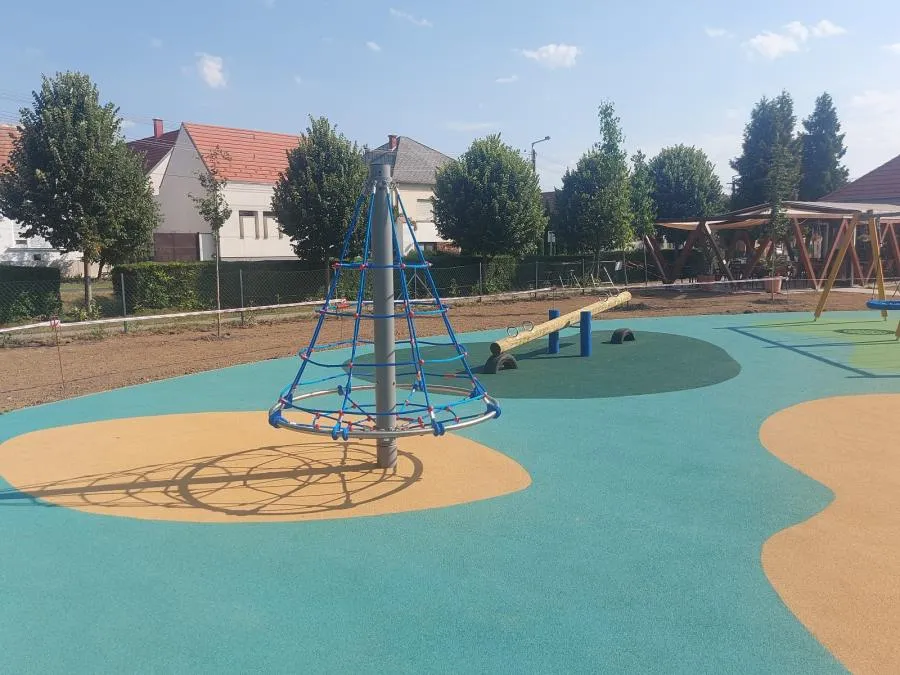Pour-in-Place rubber safety surfaces – kép 10