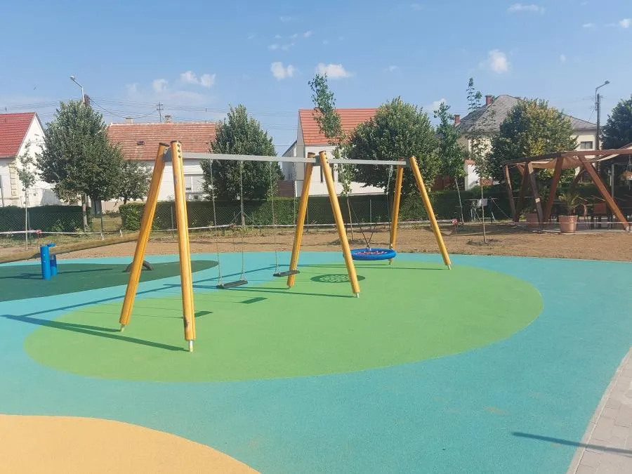 Pour-in-Place rubber safety surfaces – kép 20