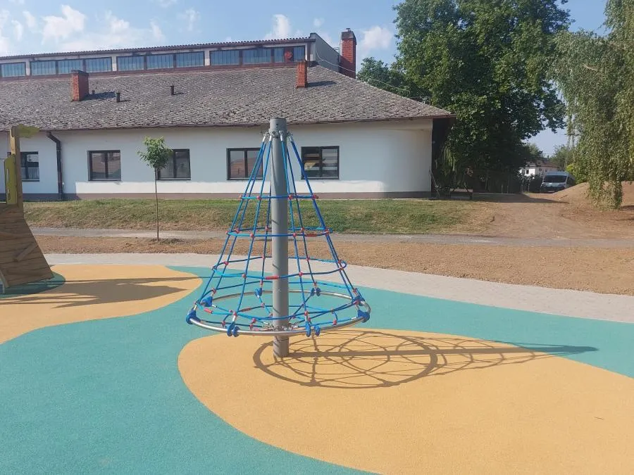Pour-in-Place rubber safety surfaces – kép 8