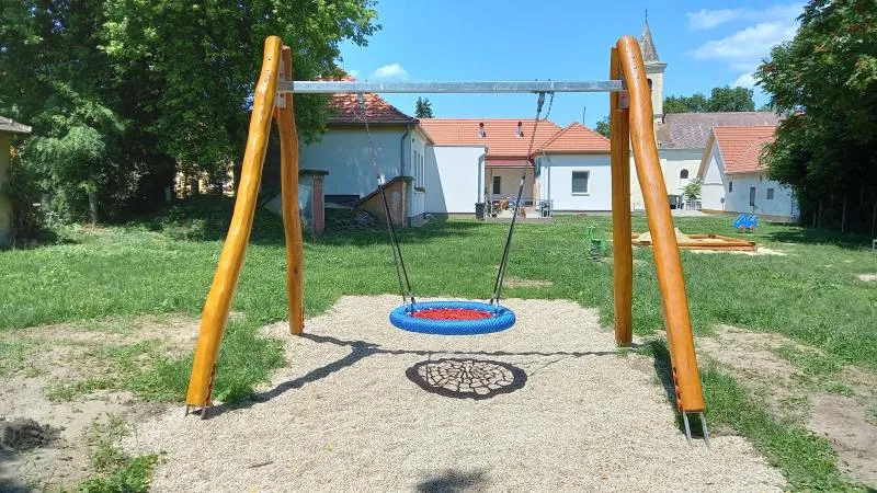 Installation of playground equipment – kép 32